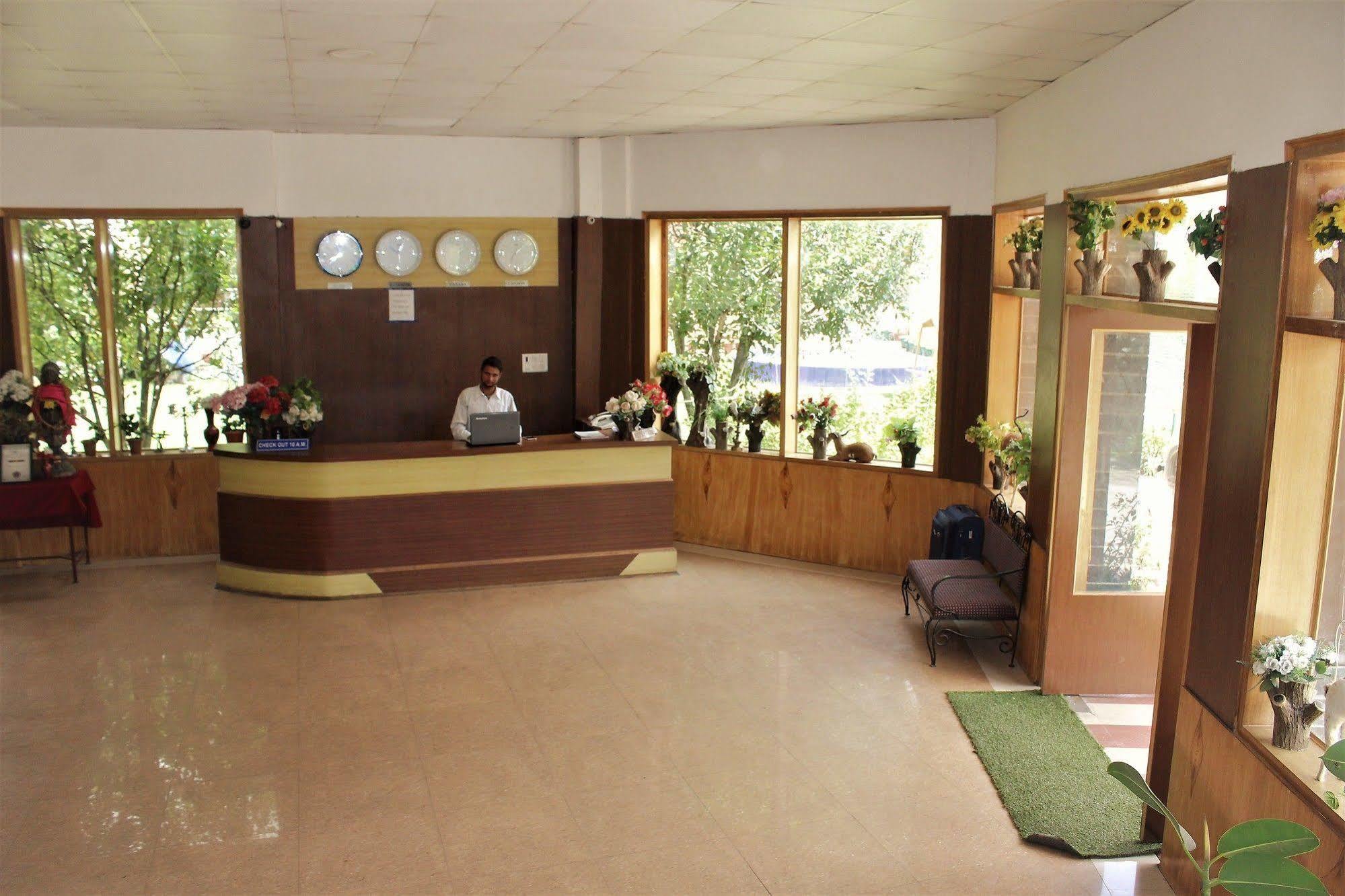 Hilltone Resorts & Spa 마날리 외부 사진